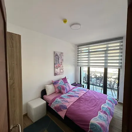 Liman アパート *